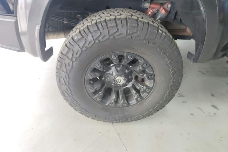 Used Ford F-150 Raptor 2019 3.5T Raptor Performance Enhanced Edition Right Rear Wheel Hub