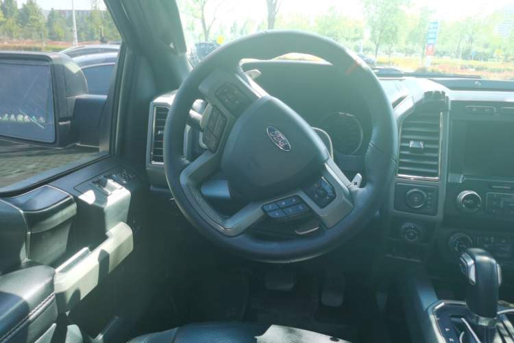 Used Ford F-150 Raptor 2019 3.5T Raptor Performance Enhanced Edition Steering Wheel