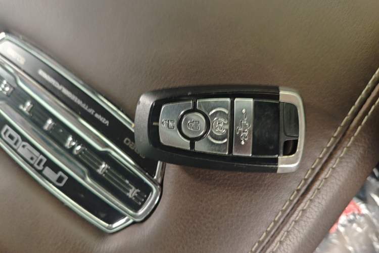 Used Ford F-150 Raptor 2019 3.5T LTD Vehicle Key