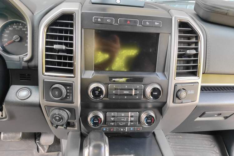 Used Ford F-150 Raptor 2019 3.5T Raptor Performance Enhanced Edition Audio And AC Panel