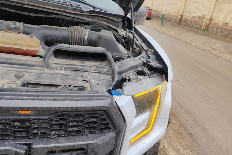 Used Ford F-150 Raptor  Engine Bay Left