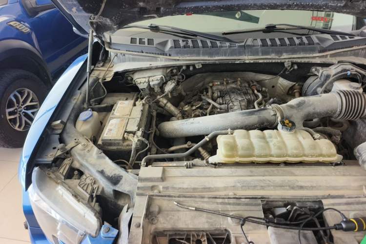 Used Ford F-150 Raptor 2019 3.5T Raptor Performance Enhanced Edition Engine Bay Right