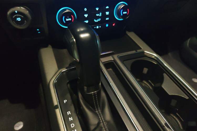 Used Ford F-150 Raptor 2019 3.5T Raptor Performance Enhanced Edition Gear Lever