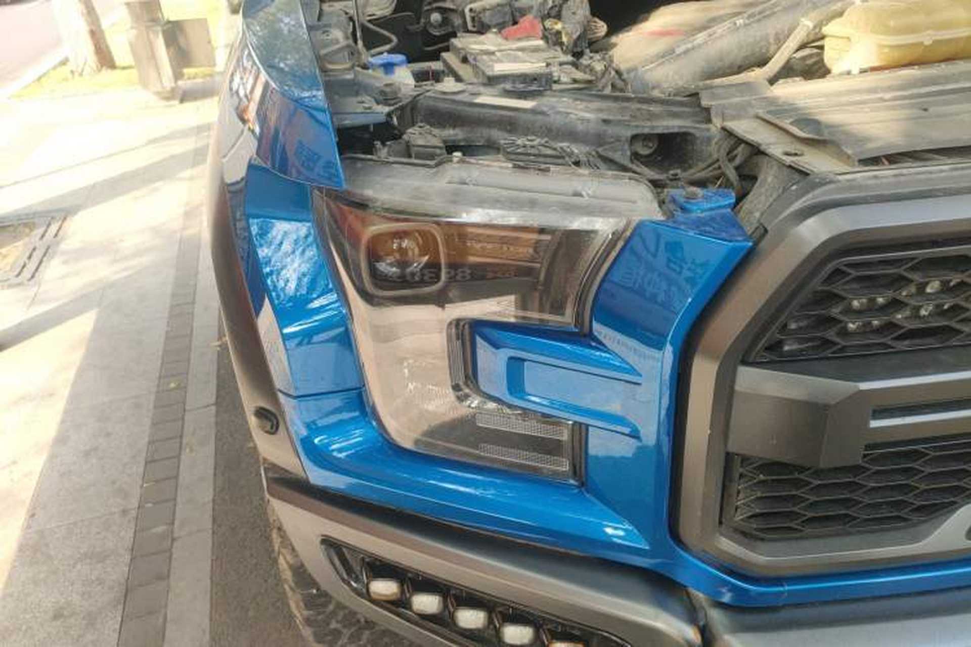 Used Ford F-150 Raptor 2019 3.5T Raptor Polar Blue Limited Edition Right Front Headlight