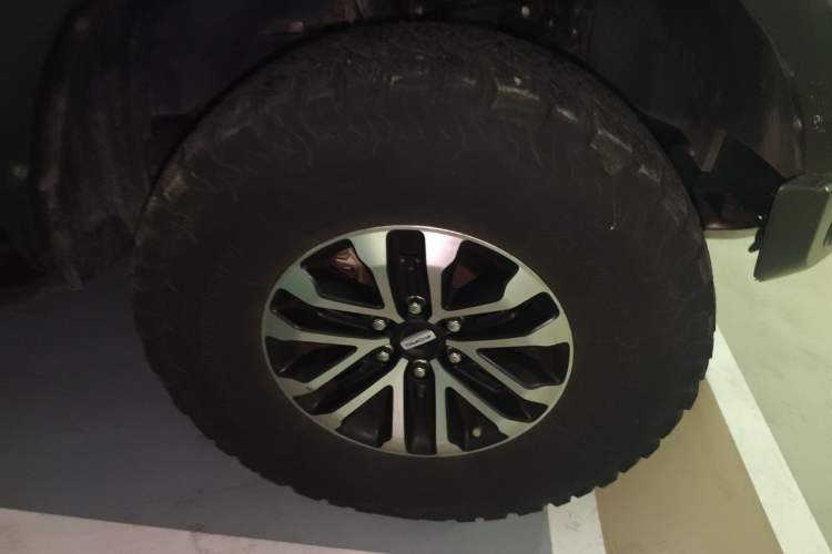 Used Ford F-150 Raptor 2019 3.5T Raptor Performance Enhanced Edition Right Front Wheel Hub