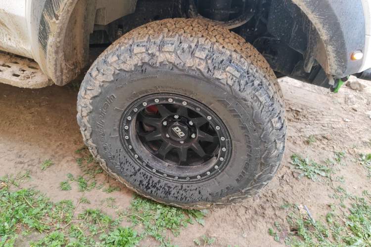 Used Ford F-150 Raptor  Right Front Wheel Hub