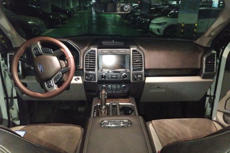 Used Ford F-150 Raptor 2019 3.5T LTD Center Console