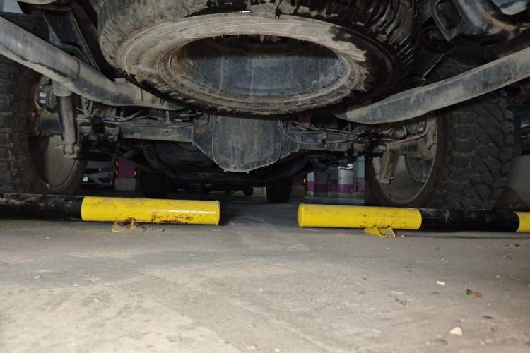 Used Ford F-150 Raptor  Chassis Rear