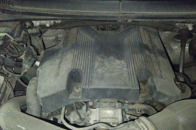 Used Ford F-150 Raptor 2019 3.5T LTD Engine Bay