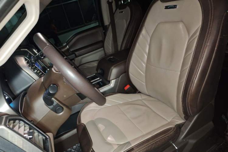 Used Ford F-150 Raptor  Left Front Seat