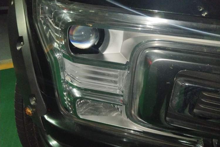 Used Ford F-150 Raptor 2019 3.5T LTD Right Front Headlight