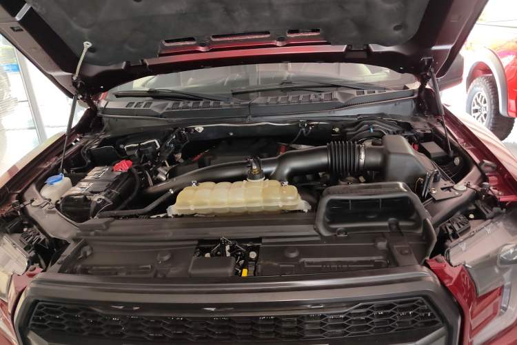 Used Ford F-150 Raptor 2019 3.5T Raptor Performance Enhanced Edition Engine Bay