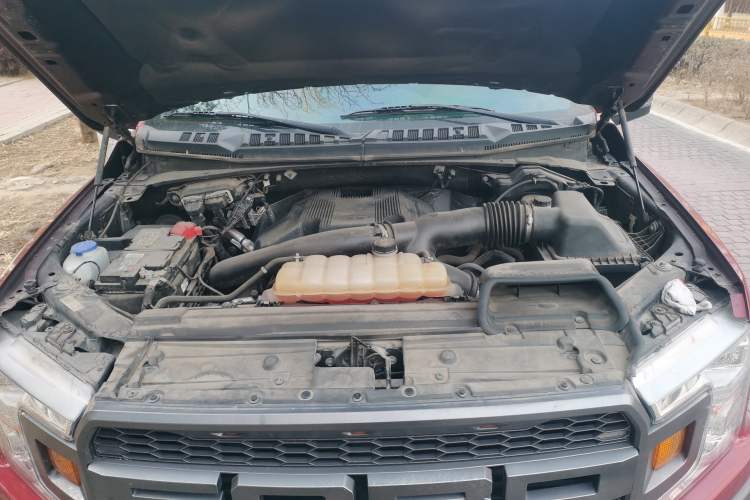 Used Ford F-150 Raptor 2019 3.5T Raptor Performance Edition Engine Bay