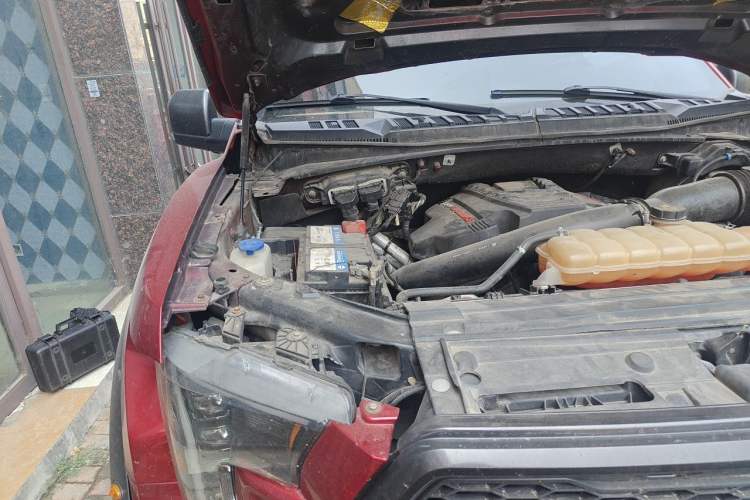 Used Ford F-150 Raptor 2019 3.5T Raptor Performance Enhanced Edition Engine Bay Right