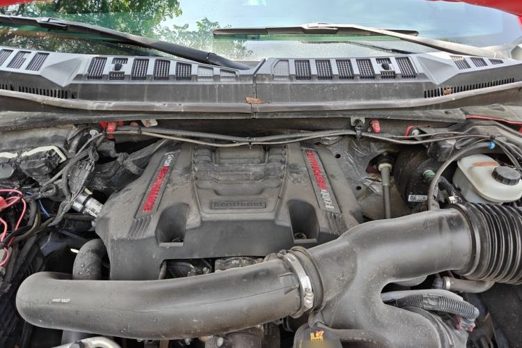 Used Ford F-150 Raptor 2019 3.5T Raptor Performance Enhanced Edition Engine Bay