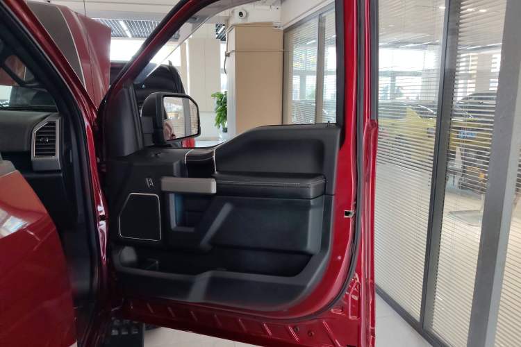 Used Ford F-150 Raptor 2019 3.5T Raptor Performance Enhanced Edition Interior 5