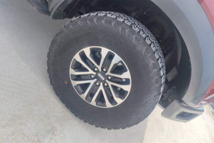 Used Ford F-150 Raptor 2019 3.5T Raptor Performance Enhanced Edition Right Front Wheel Hub