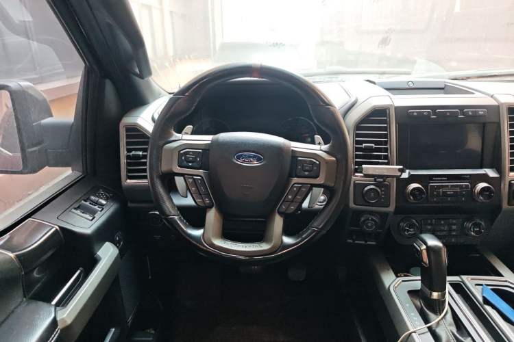 Used Ford F-150 Raptor 2019 3.5T Raptor Performance Enhanced Edition Steering Wheel