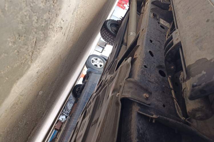 Used Ford F-150 Raptor  Chassis Front Right