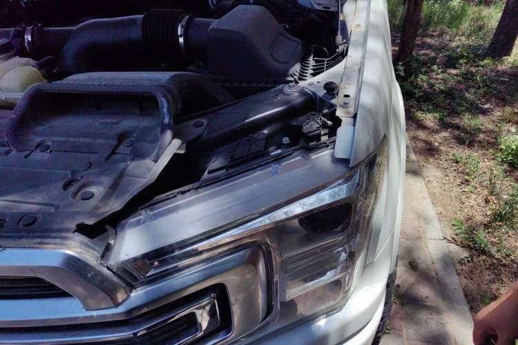 Used Ford F-150 Raptor 2019 3.5T LTD Engine Bay Left