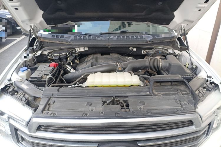 Used Ford F-150 Raptor 2019 3.5T LTD Engine Bay