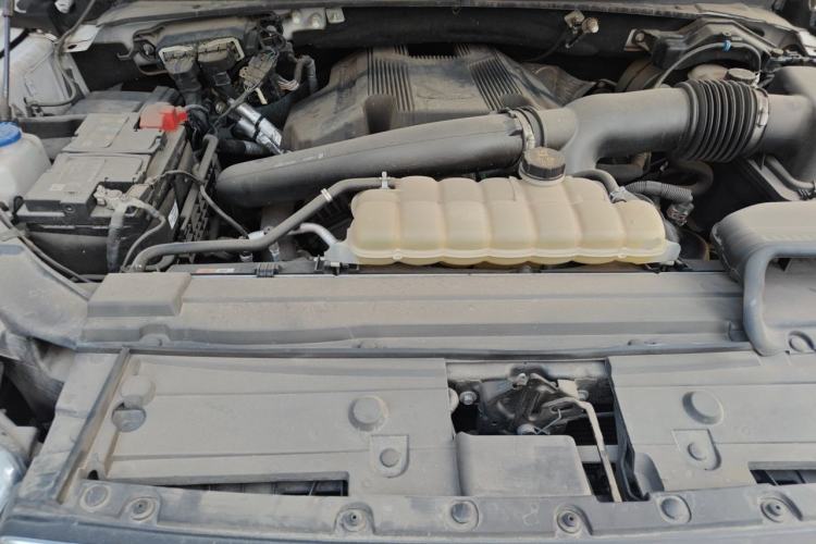 Used Ford F-150 Raptor 2019 3.5T LTD Engine Bay