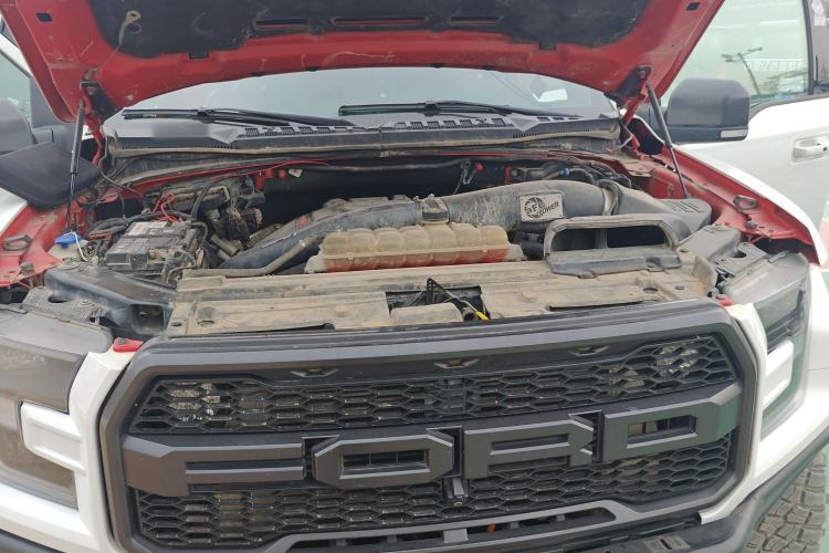 Used Ford F-150 Raptor 2019 3.5T Raptor Performance Enhanced Edition Engine Bay
