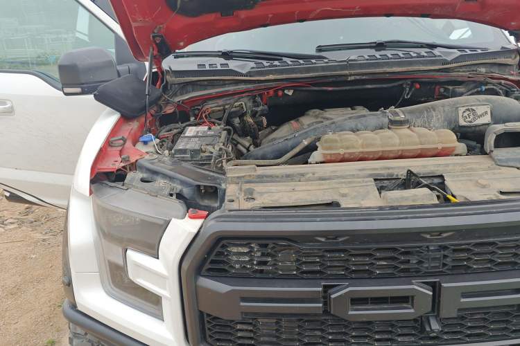Used Ford F-150 Raptor 2019 3.5T Raptor Performance Enhanced Edition Engine Bay Right