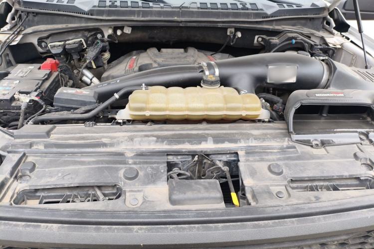 Used Ford F-150 Raptor 2019 3.5T Raptor Performance Enhanced Edition Engine Bay