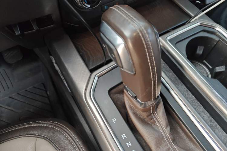 Used Ford F-150 Raptor 2019 3.5T LTD Gear Lever