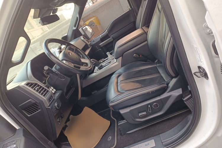 Used Ford F-150 Raptor  Left Front Seat