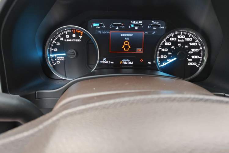 Used Ford F-150 Raptor 2019 3.5T LTD Odometer Close Up