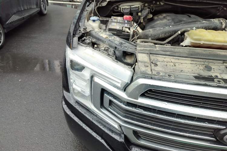 Used Ford F-150 Raptor  Engine Bay Right