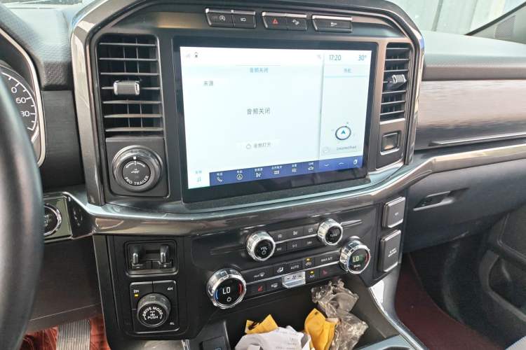 Used Ford F-150 Raptor  Audio And AC Panel