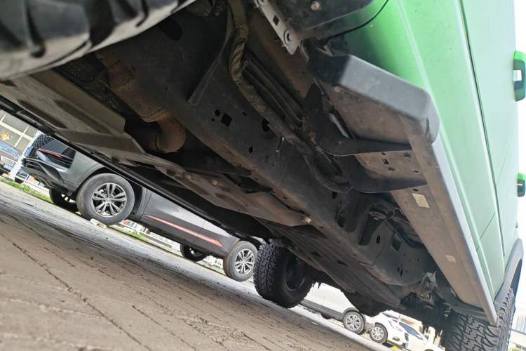 Used Ford F-150 Raptor  Chassis Front Left