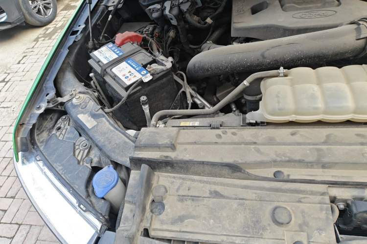 Used Ford F-150 Raptor  Engine Bay Right