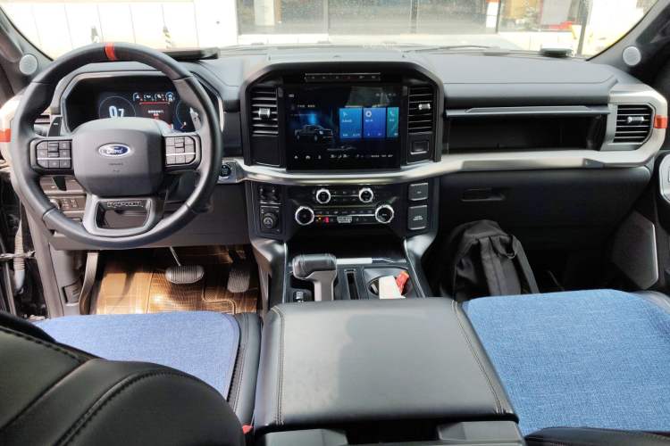 Used Ford F-150 Raptor 2022 3.5T Raptor Center Console