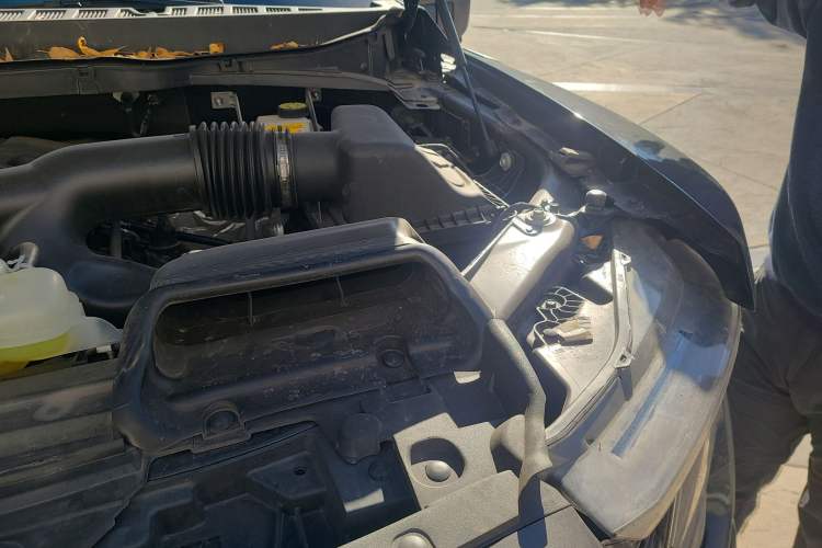 Used Ford F-150 Raptor 2022 3.5T Raptor Engine Bay Left