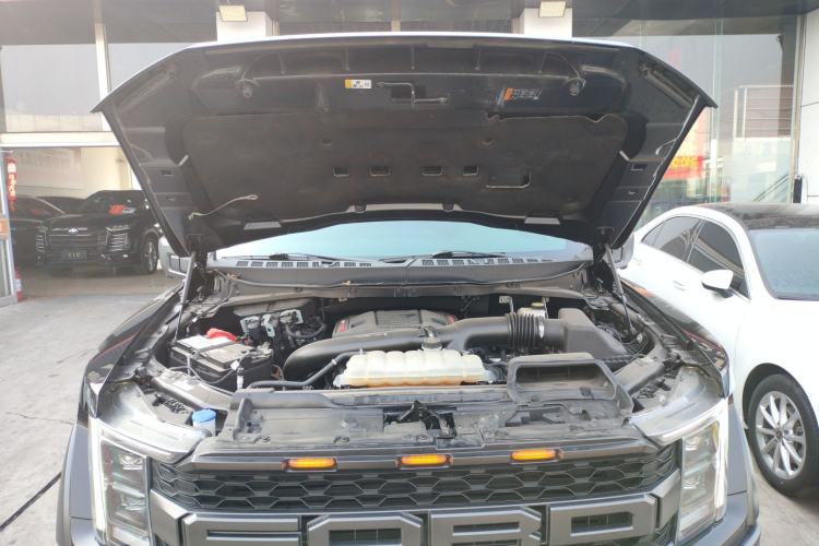 Used Ford F-150 Raptor 2022 3.5T Raptor Engine Bay