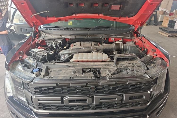 Used Ford F-150 Raptor 2022 3.5T Raptor Engine Bay