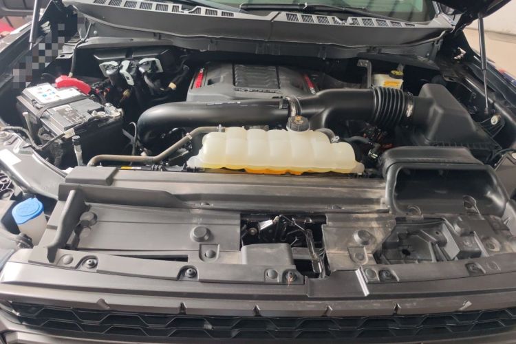 Used Ford F-150 Raptor 2022 3.5T Raptor Engine Bay