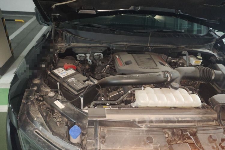 Used Ford F-150 Raptor 2022 3.5T Raptor Engine Bay Right