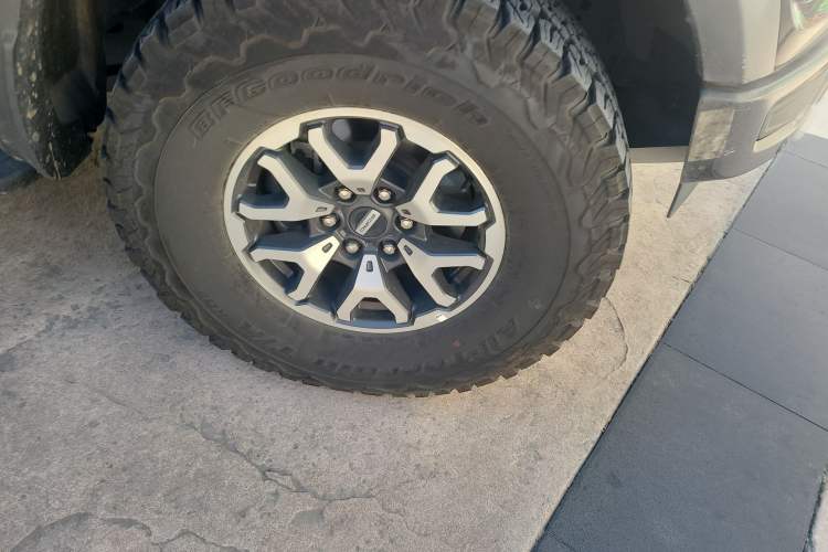 Used Ford F-150 Raptor 2022 3.5T Raptor Right Front Wheel Hub