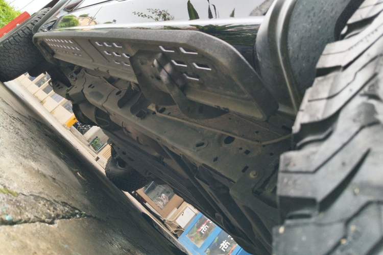 Used Ford F-150 Raptor  Chassis Front Right