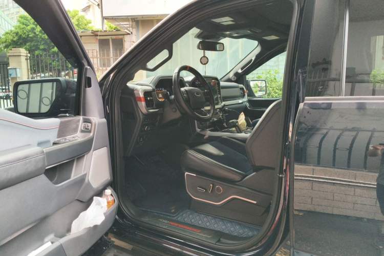 Used Ford F-150 Raptor  Driver Seat