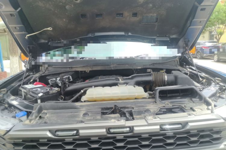Used Ford F-150 Raptor  Engine Bay