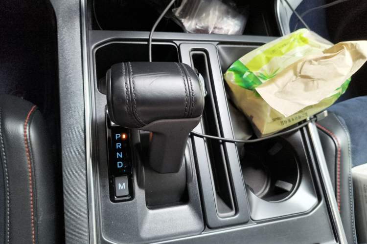 Used Ford F-150 Raptor  Gear Lever