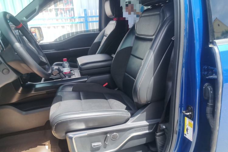 Used Ford F-150 Raptor  Left Front Seat