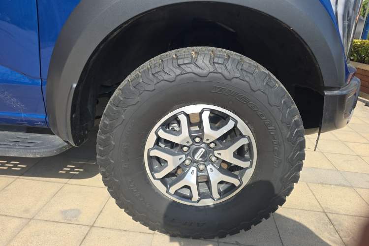 Used Ford F-150 Raptor 2022 3.5T Raptor Right Front Wheel Hub