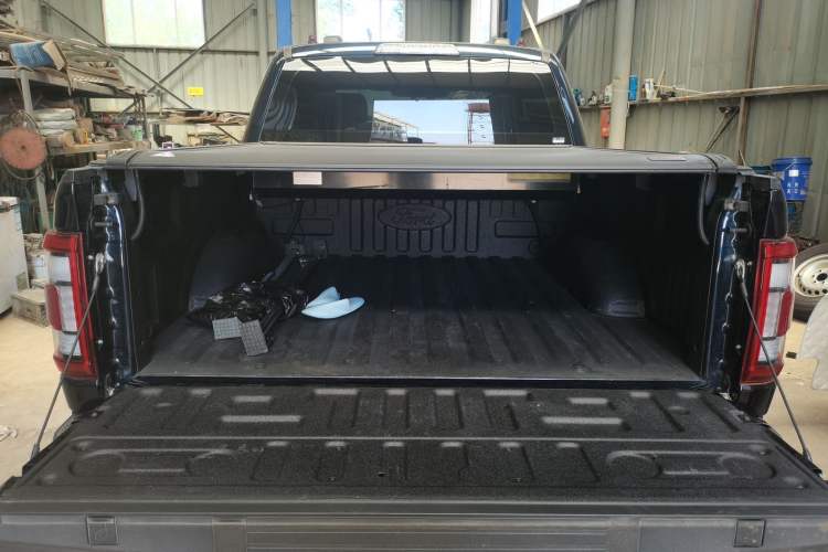 Used Ford F-150 Raptor 2022 3.5T Raptor Trunk